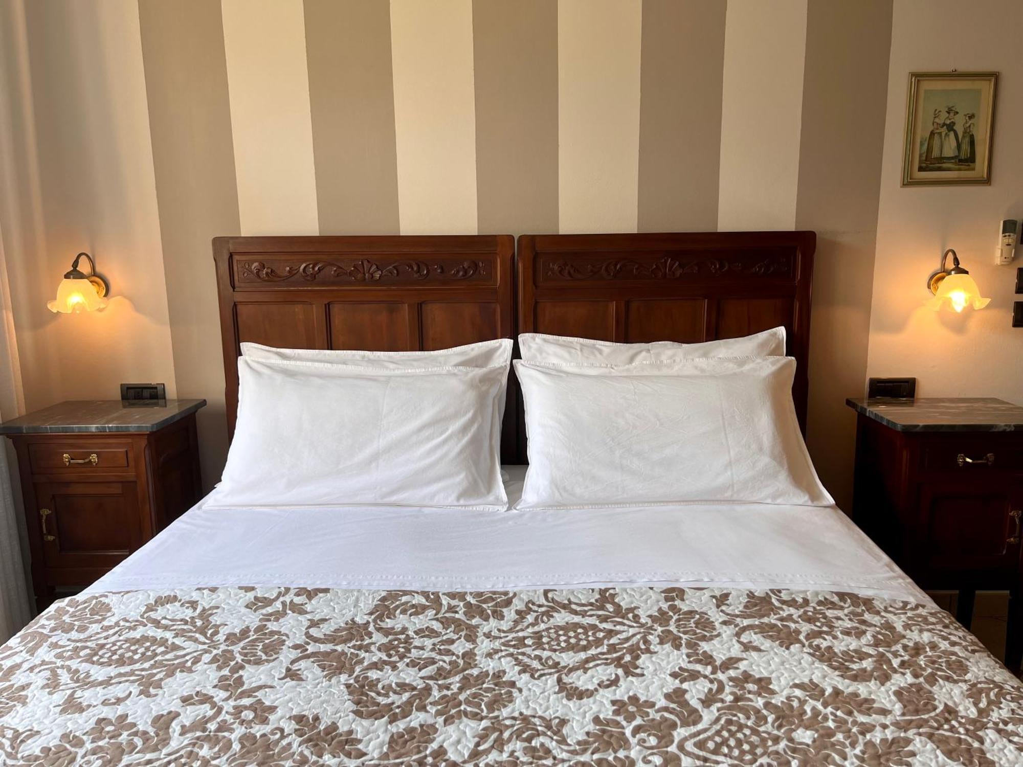 Belvedere Bike Hotel Montà 外观 照片