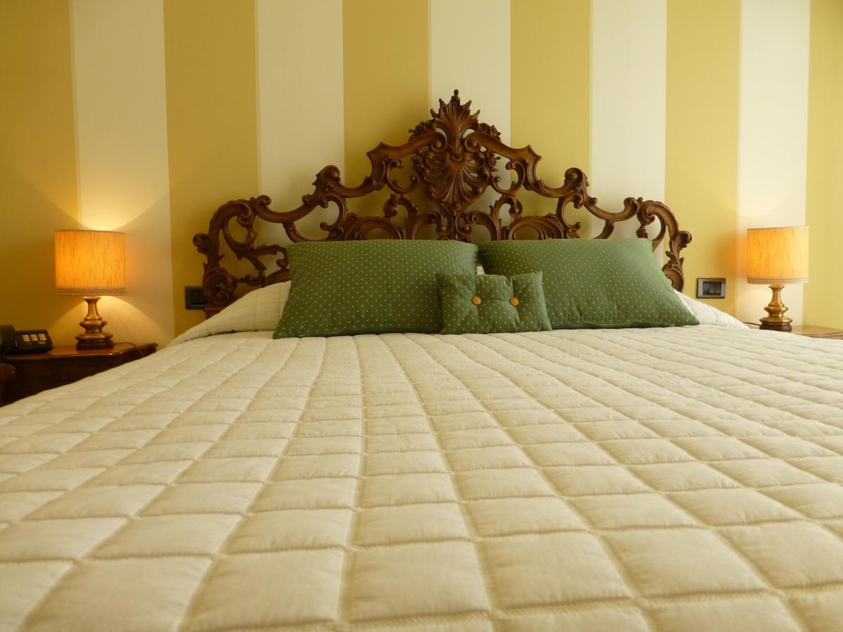 Belvedere Bike Hotel Montà 外观 照片